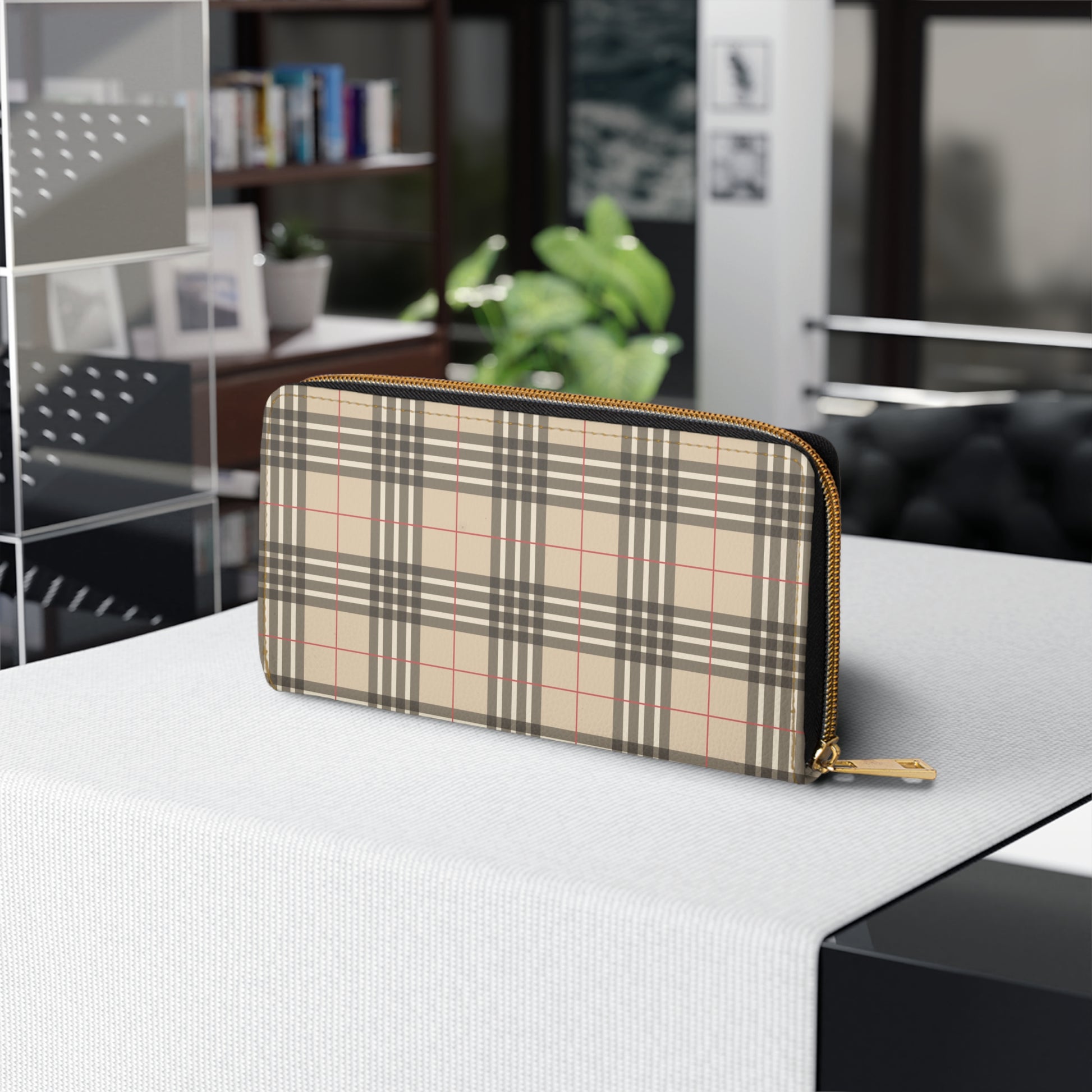 Chic Plaid  Zipper Wallet | Classic Plaid Design, Stylish Clutch, Perfect Gift for Her, Everyday Use, Fashion Accessory