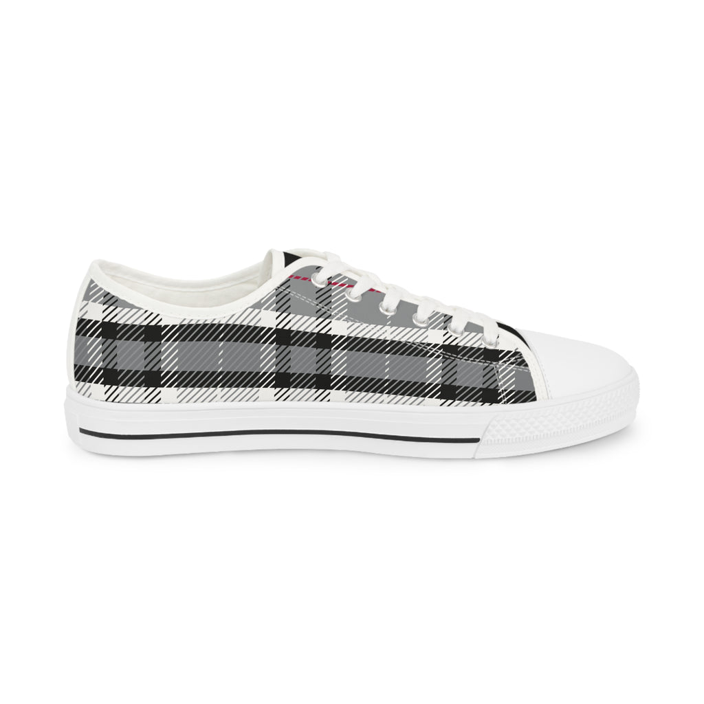 Fashionable Men's Designer Soft Plaid Low Top Sneakers Mens Converse Sneakers Sneakers For Men Low Top Sneakers Canvas Lace Up Boys FlatStylish Plaid Men's Low Top Sneakers Casual Footwear for Everyday Comfort. Limited stock available.