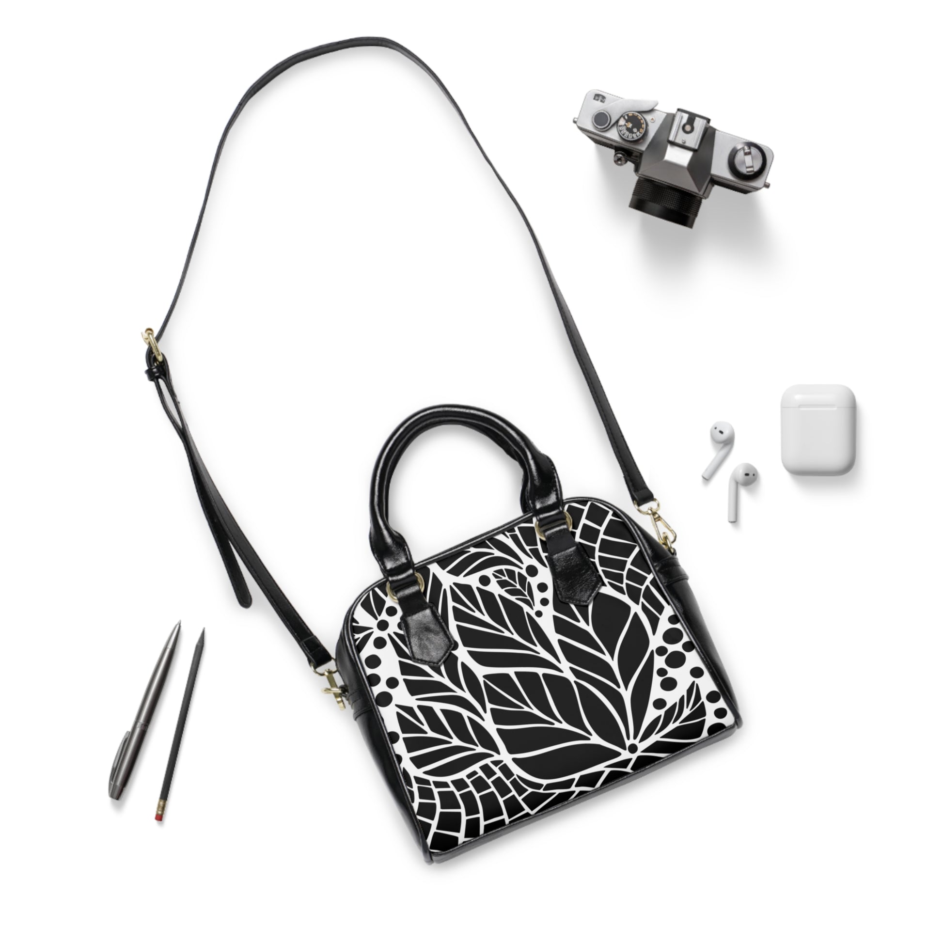 Chic Black and White Leaf Graphic Shoulder Handbag, Stylish Tote, Everyday Purse, Women's Fashion Accessory, Ideal Gift for Her
