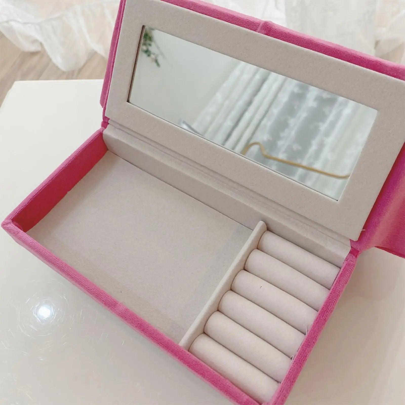 Elegant Jewelery Box Showcase Rose Storage Holder Soft Lining. Limited stock available.