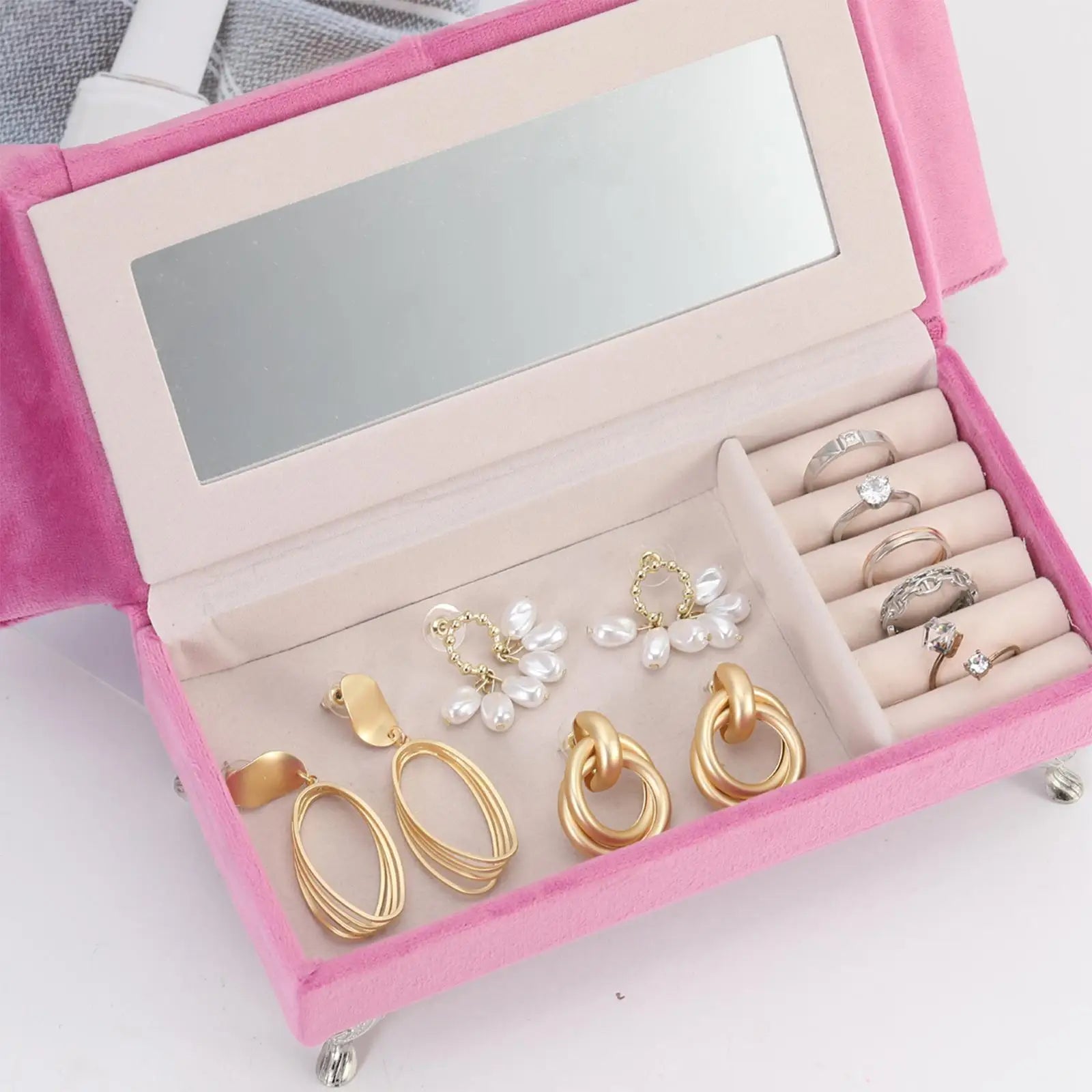 Elegant Jewelery Box Showcase Rose Storage Holder Soft Lining. Limited stock available.